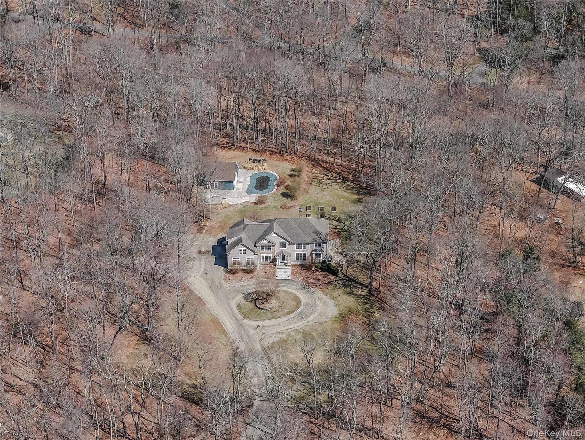 380 Southbury Road Property Photo 45