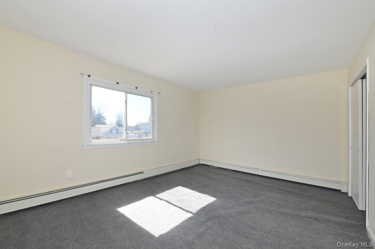 313 Warren Street Property Photo 6