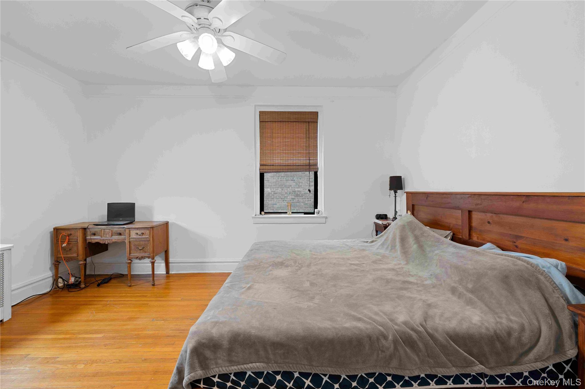77-16 Austin Street 4l Property Photo 14