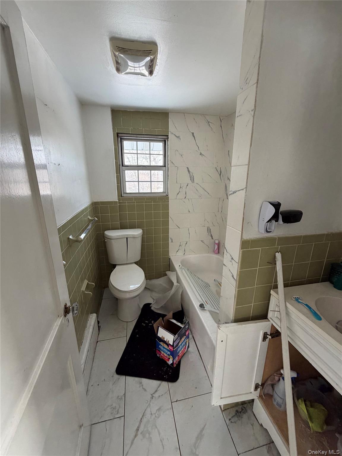 140 Grant Avenue Property Photo 4