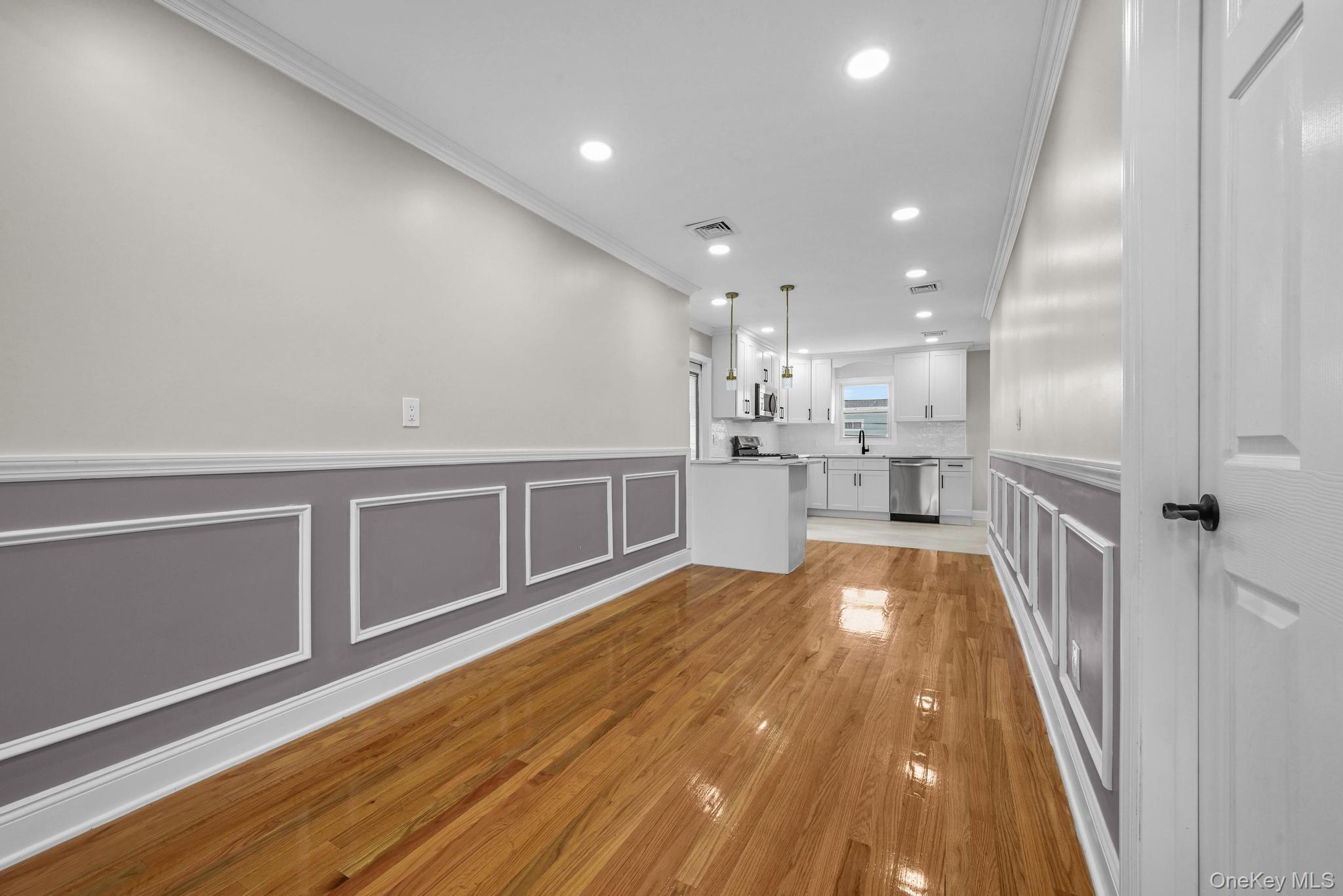 2243 Leighton Road Property Photo 11