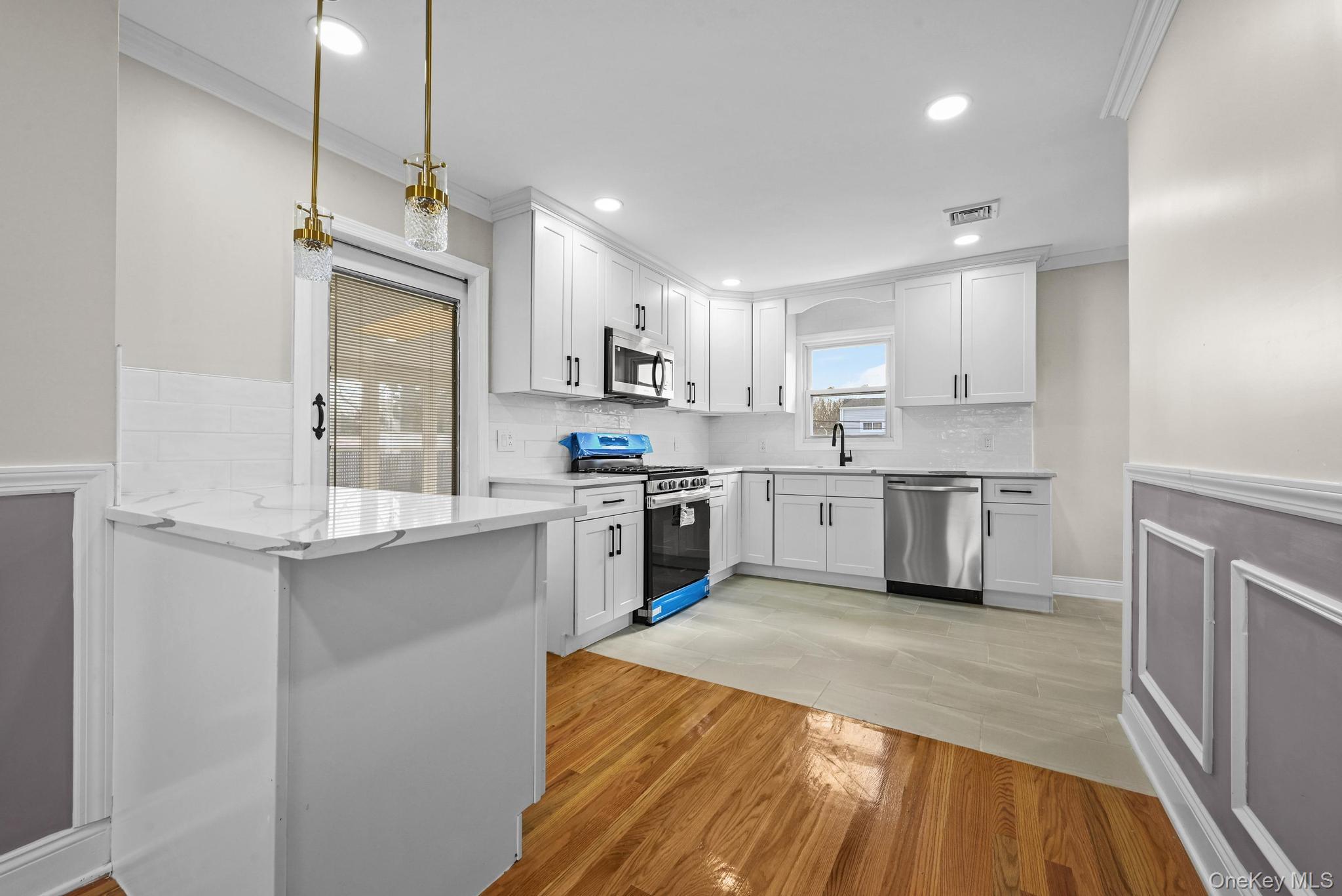 2243 Leighton Road Property Photo 12