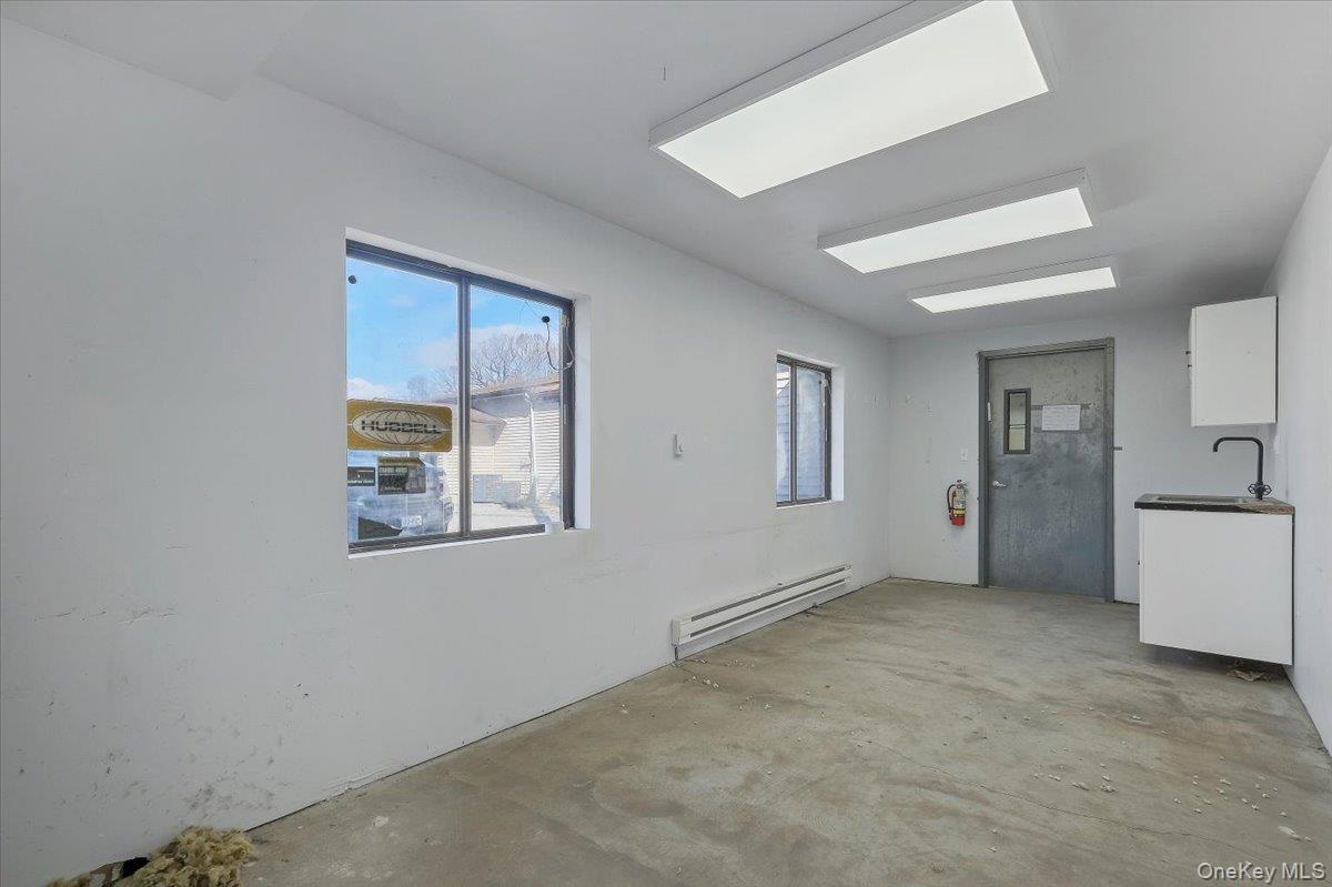 2681 Ny-17m - Building 1 Property Photo 22