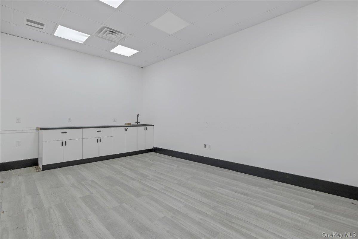 2681 Ny-17m - Building 1 Property Photo 23