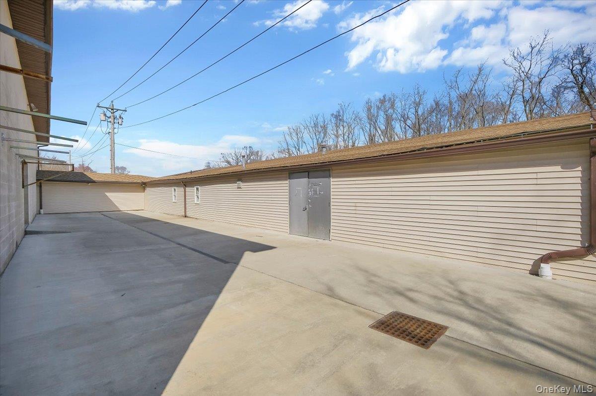 2681 Ny-17m - Building 1 Property Photo 34