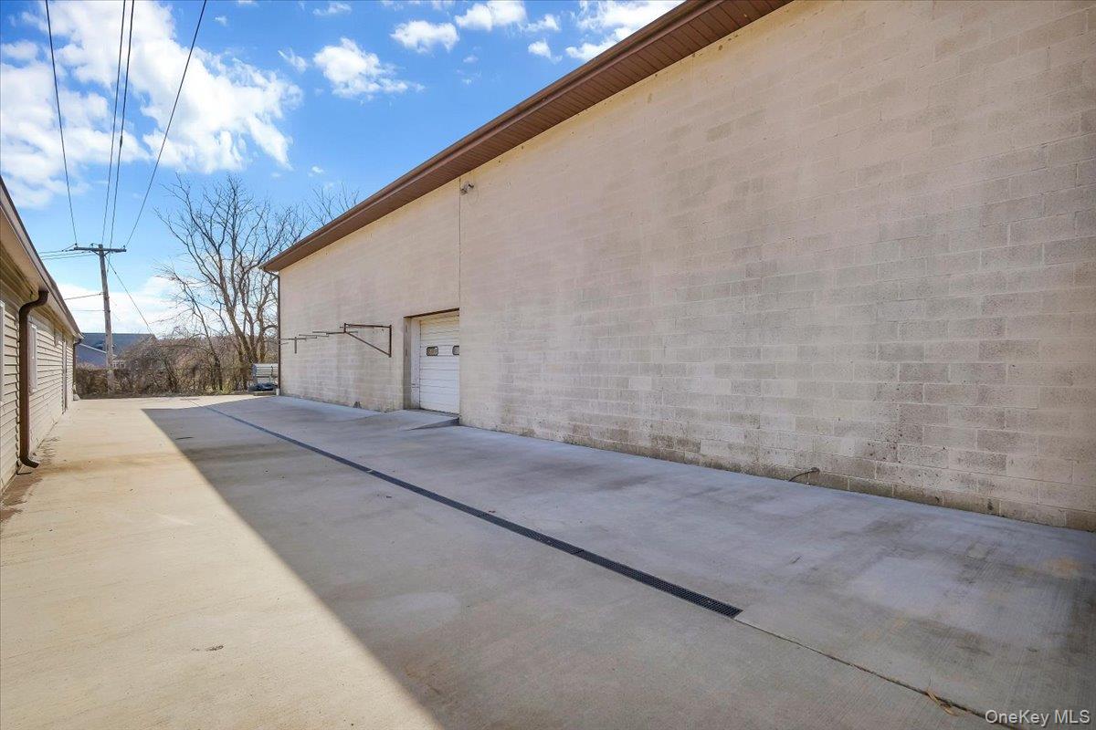 2681 Ny-17m - Building 1 Property Photo 37