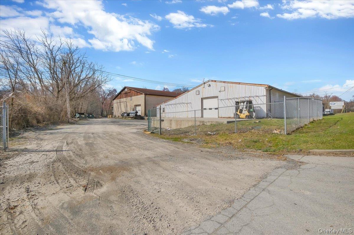 2681 Ny-17m - Building 1 Property Photo 38