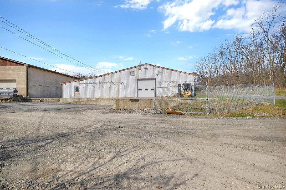 2681 Ny-17m - Building 1 Property Photo 39