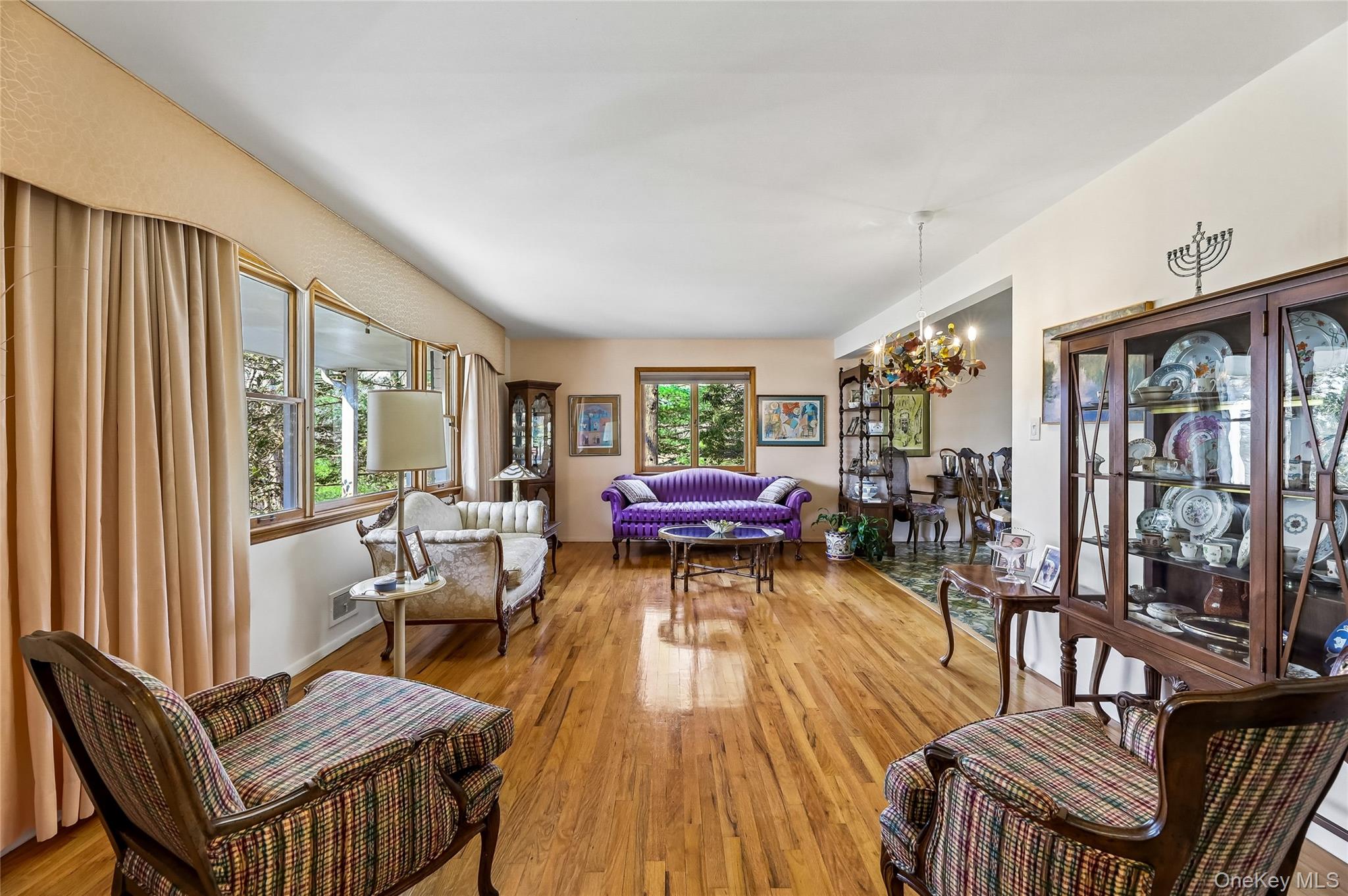 2 Barbara Lane Property Photo 8