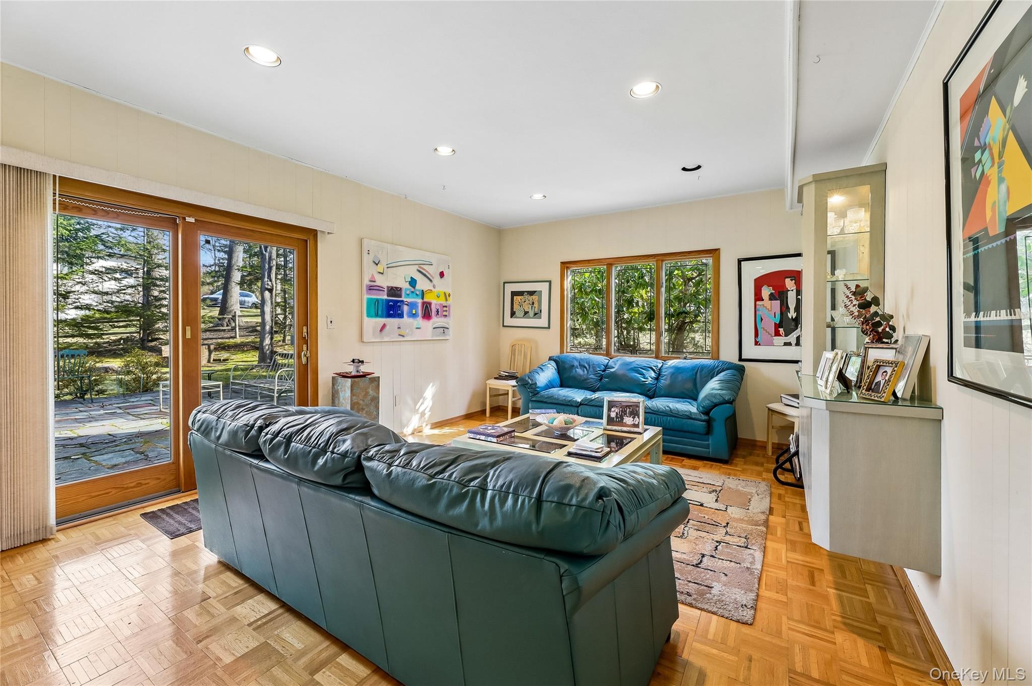 2 Barbara Lane Property Photo 15
