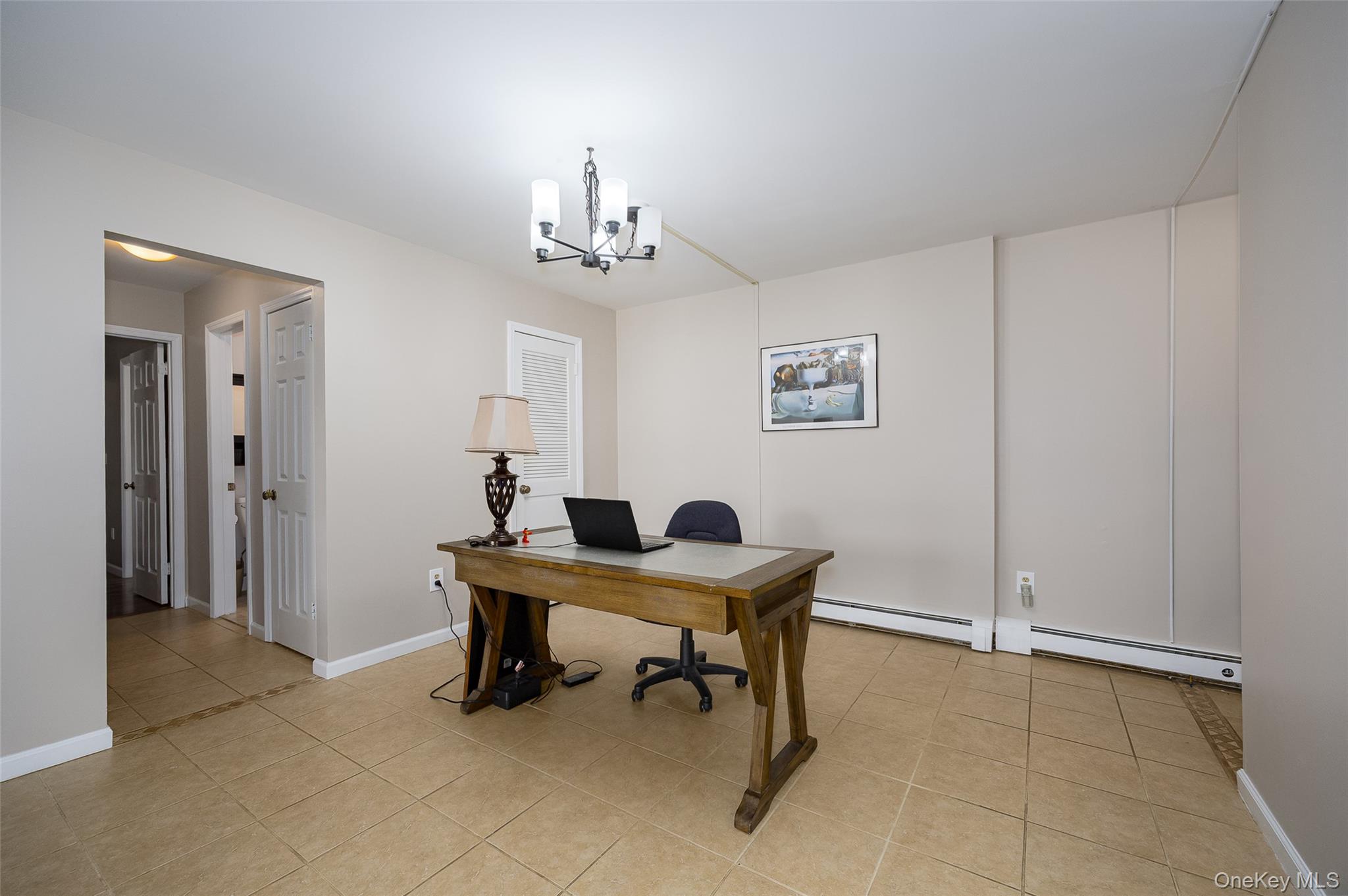 10 Skyline Drive 10 Property Photo 6