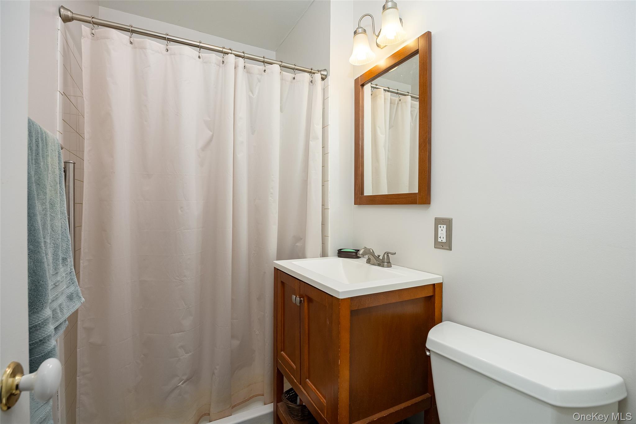 10 Skyline Drive 10 Property Photo 12