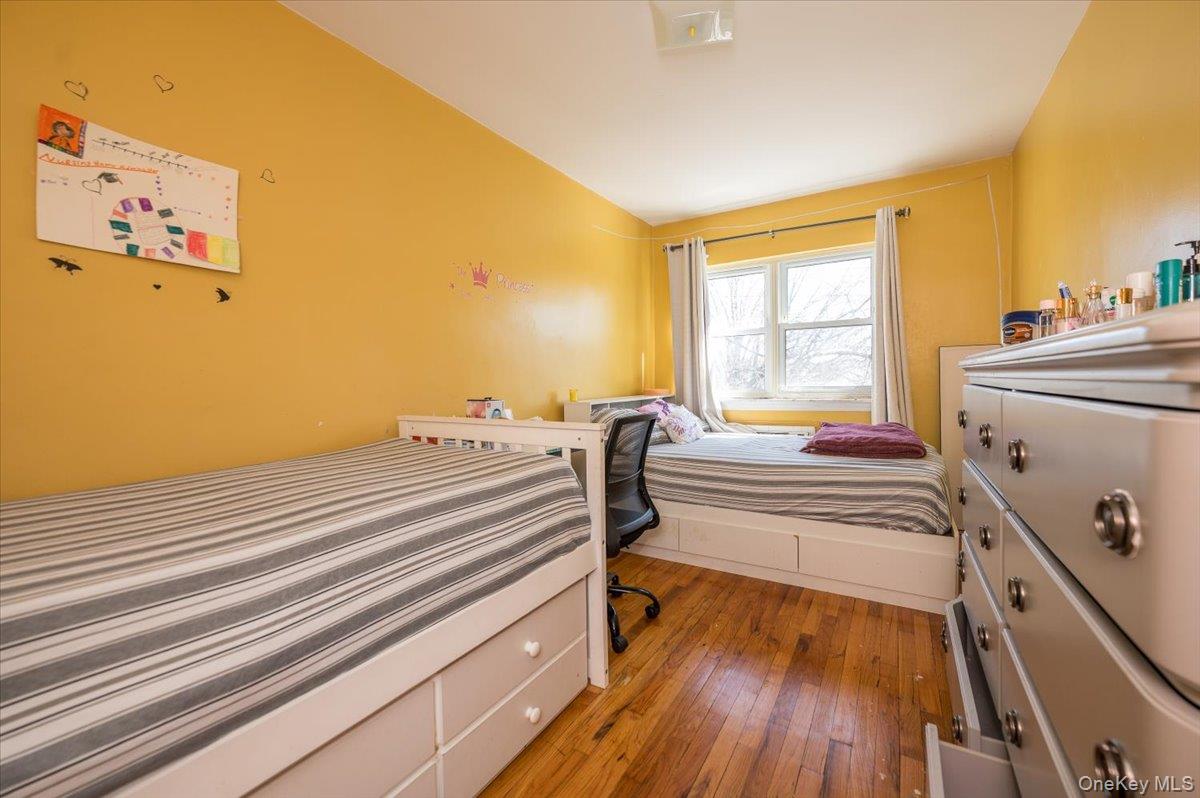 2515 Eastchester Road Property Photo 10