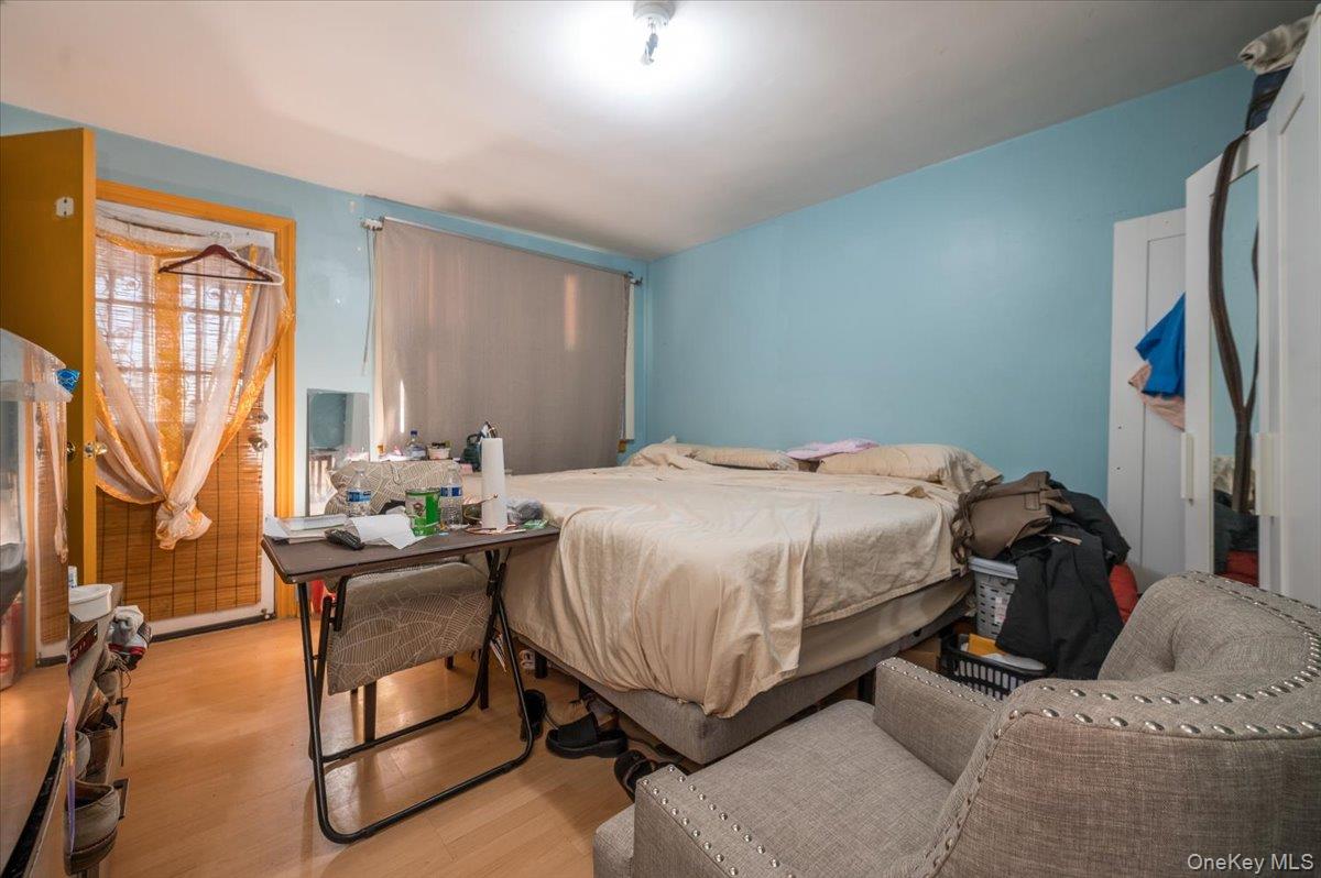 2515 Eastchester Road Property Photo 13