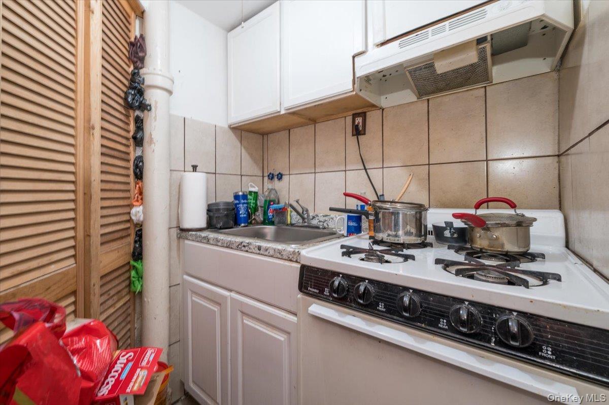 2515 Eastchester Road Property Photo 14