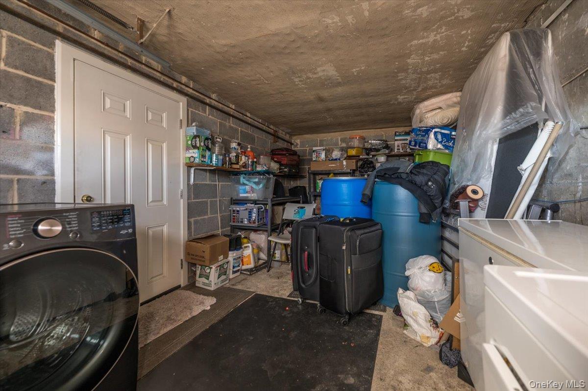 2515 Eastchester Road Property Photo 17