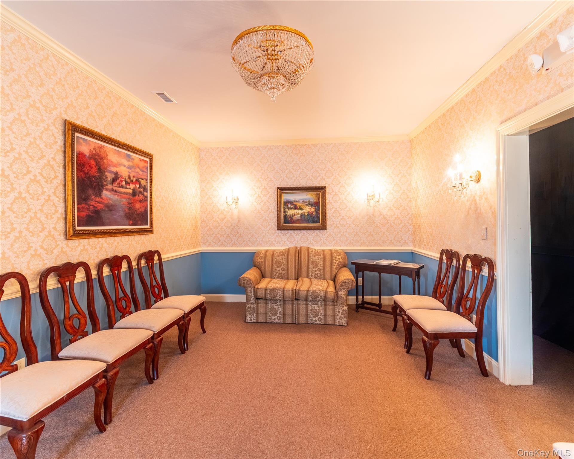 121 S Regent Street Property Photo 13