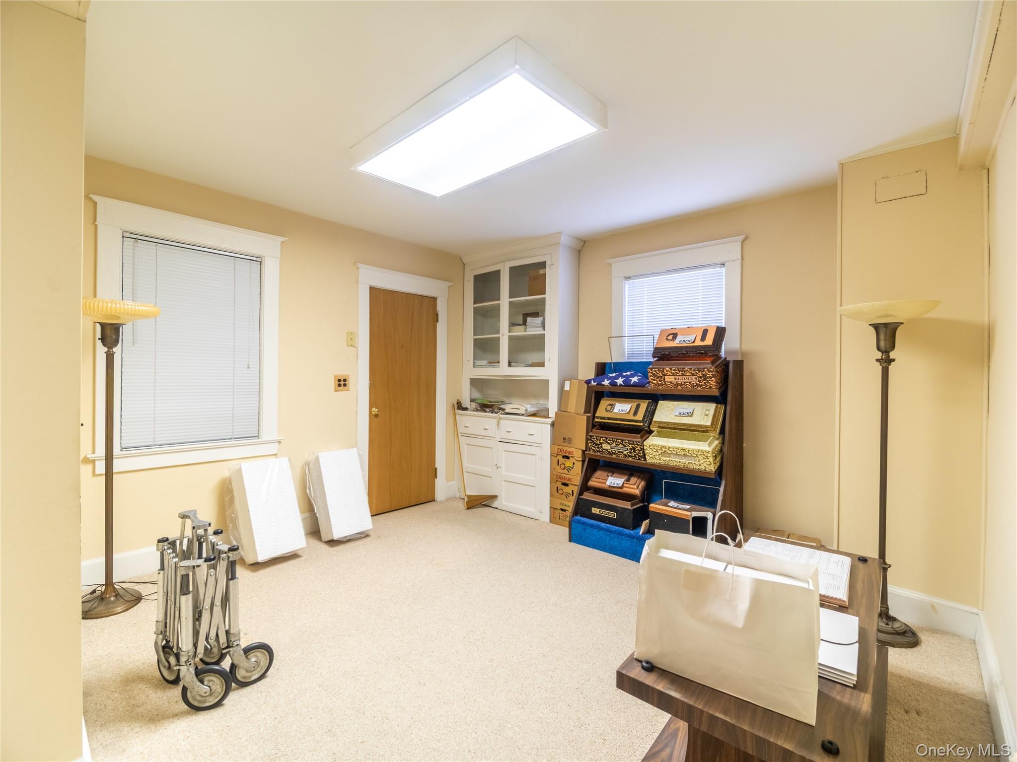 121 S Regent Street Property Photo 23