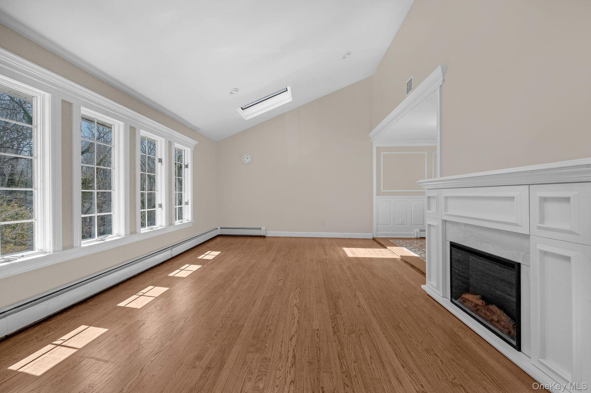 3 Glen Way Property Photo 10