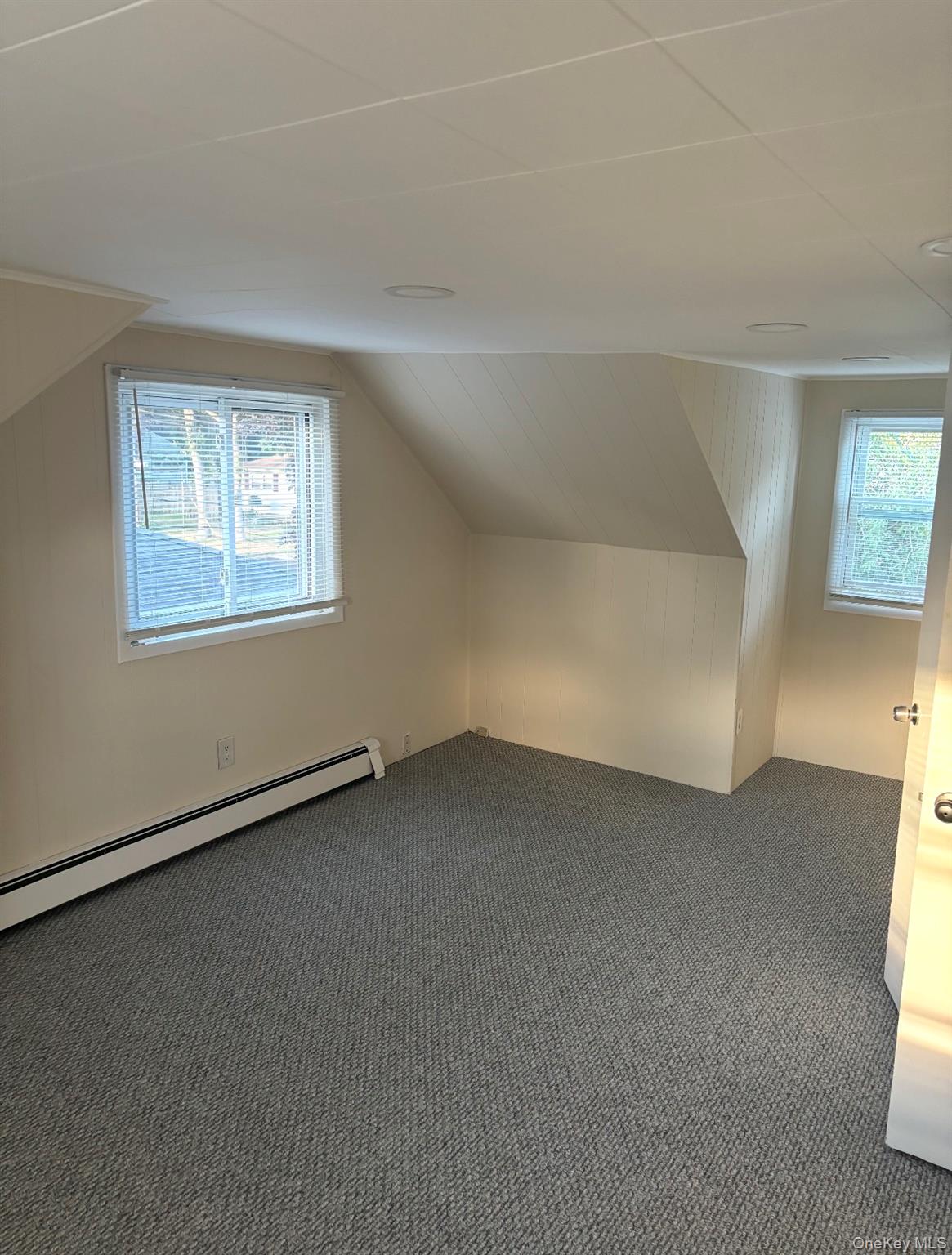976205 Property Photo 6