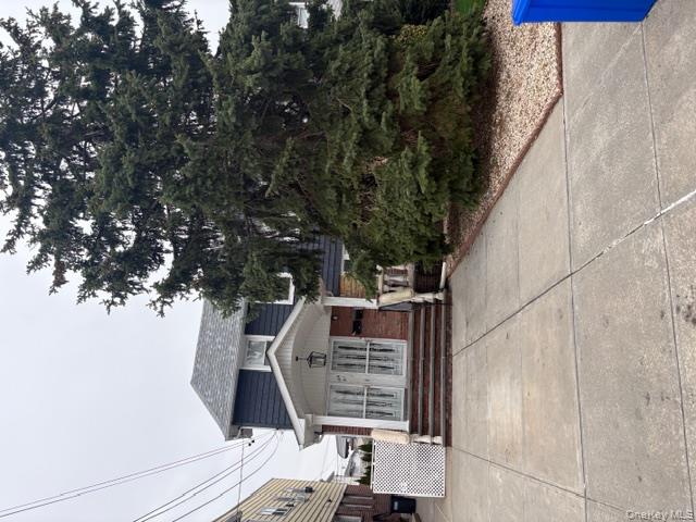 155-51 Huron Street Property Photo 2