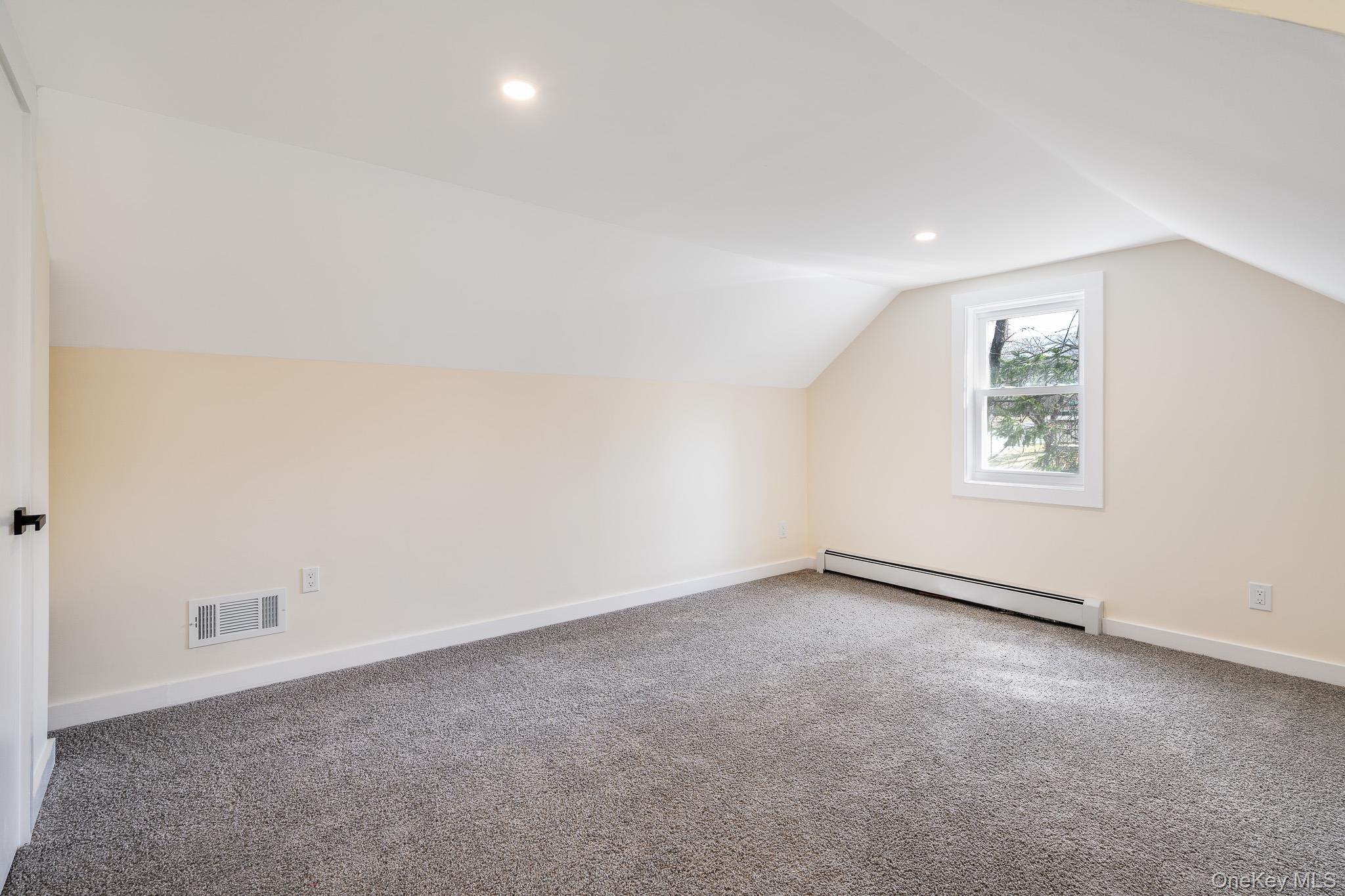 12 Mohonk Avenue Property Photo 10