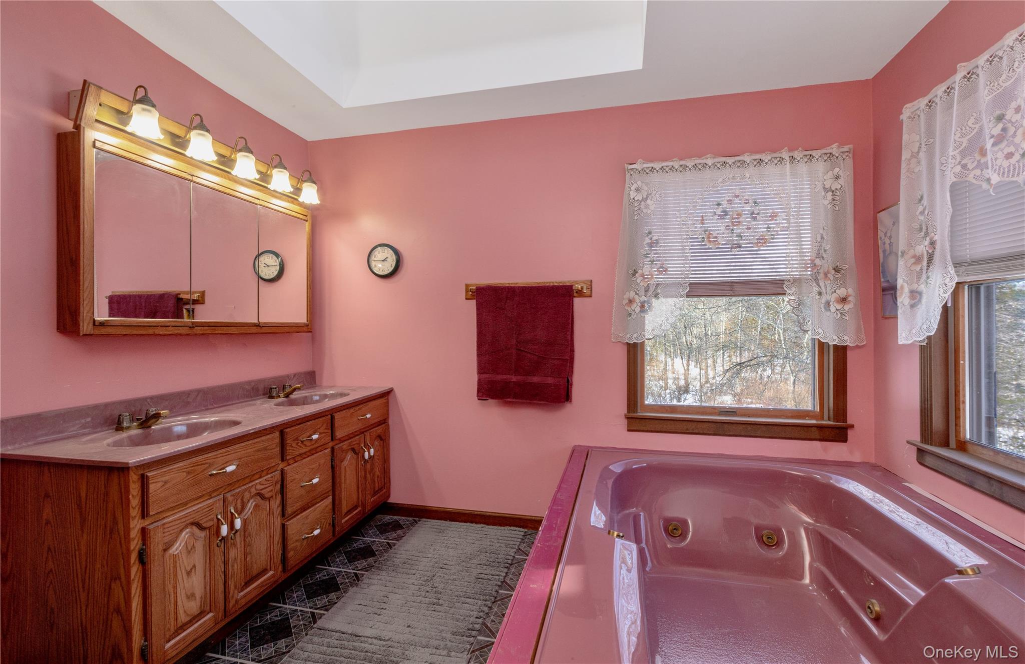 15 Unity Lane Property Photo 19