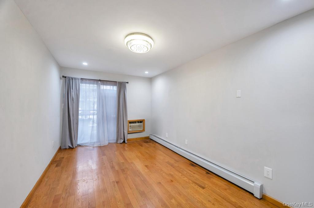 4211 108th Street 1a Property Photo 5