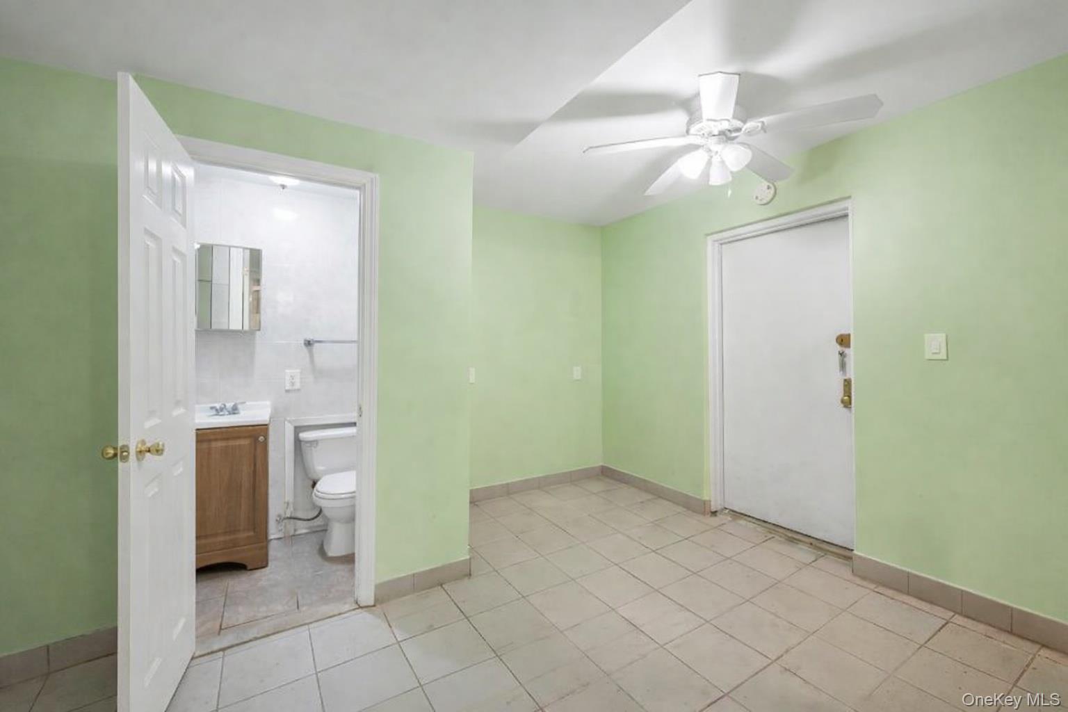 4211 108th Street 1a Property Photo 13