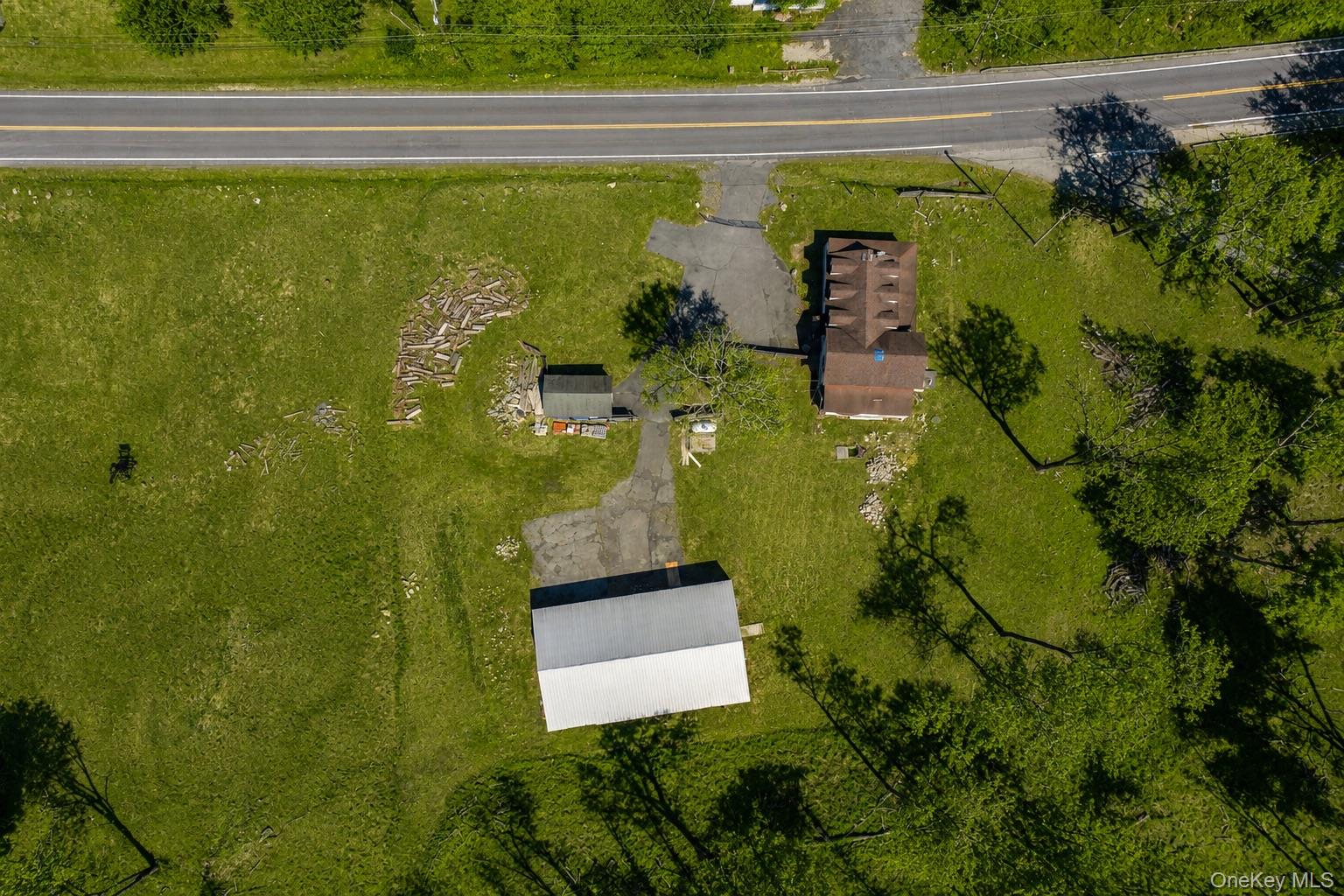 2823 State Route 52 Property Photo 2