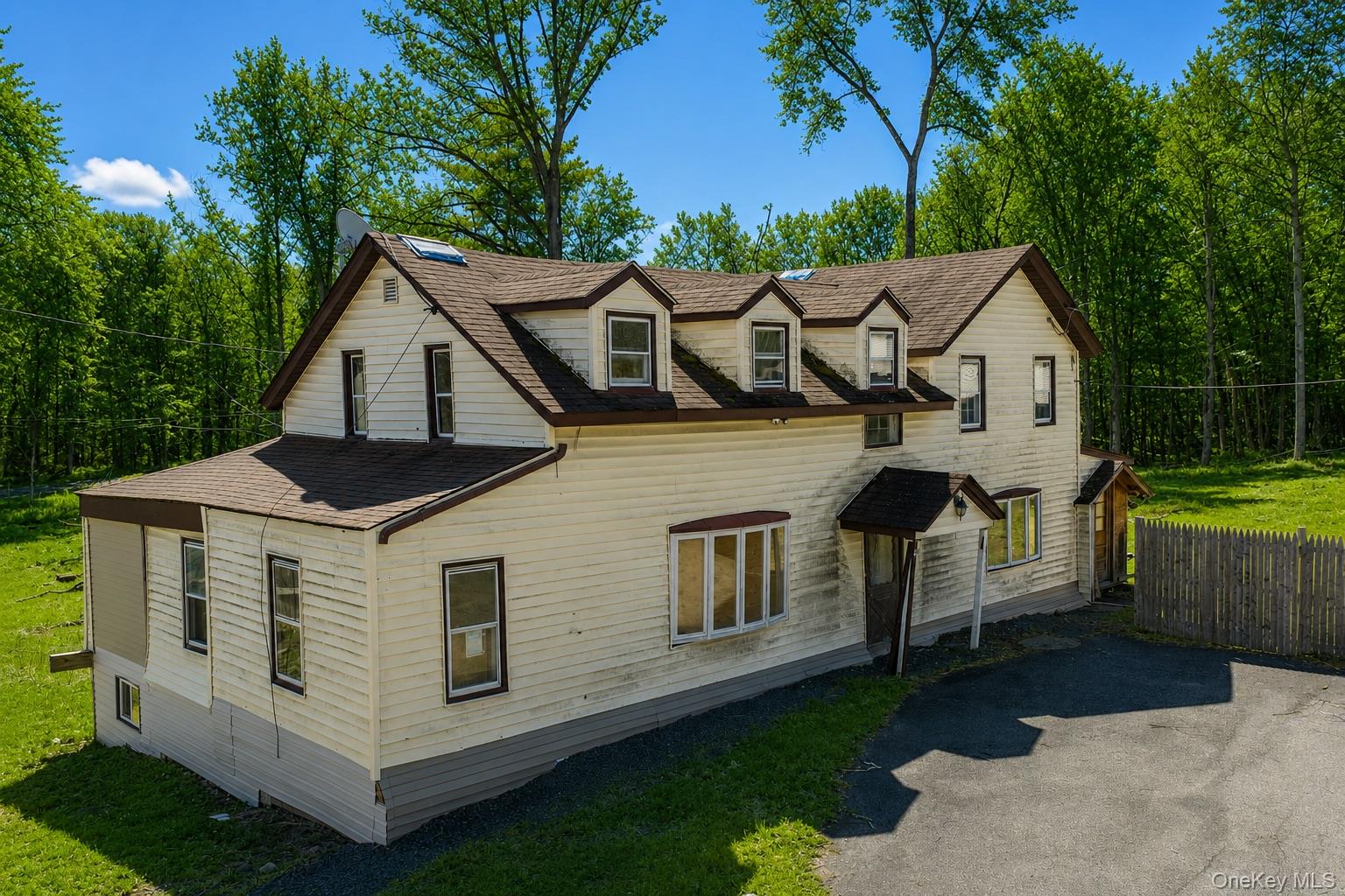 2823 State Route 52 Property Photo 3