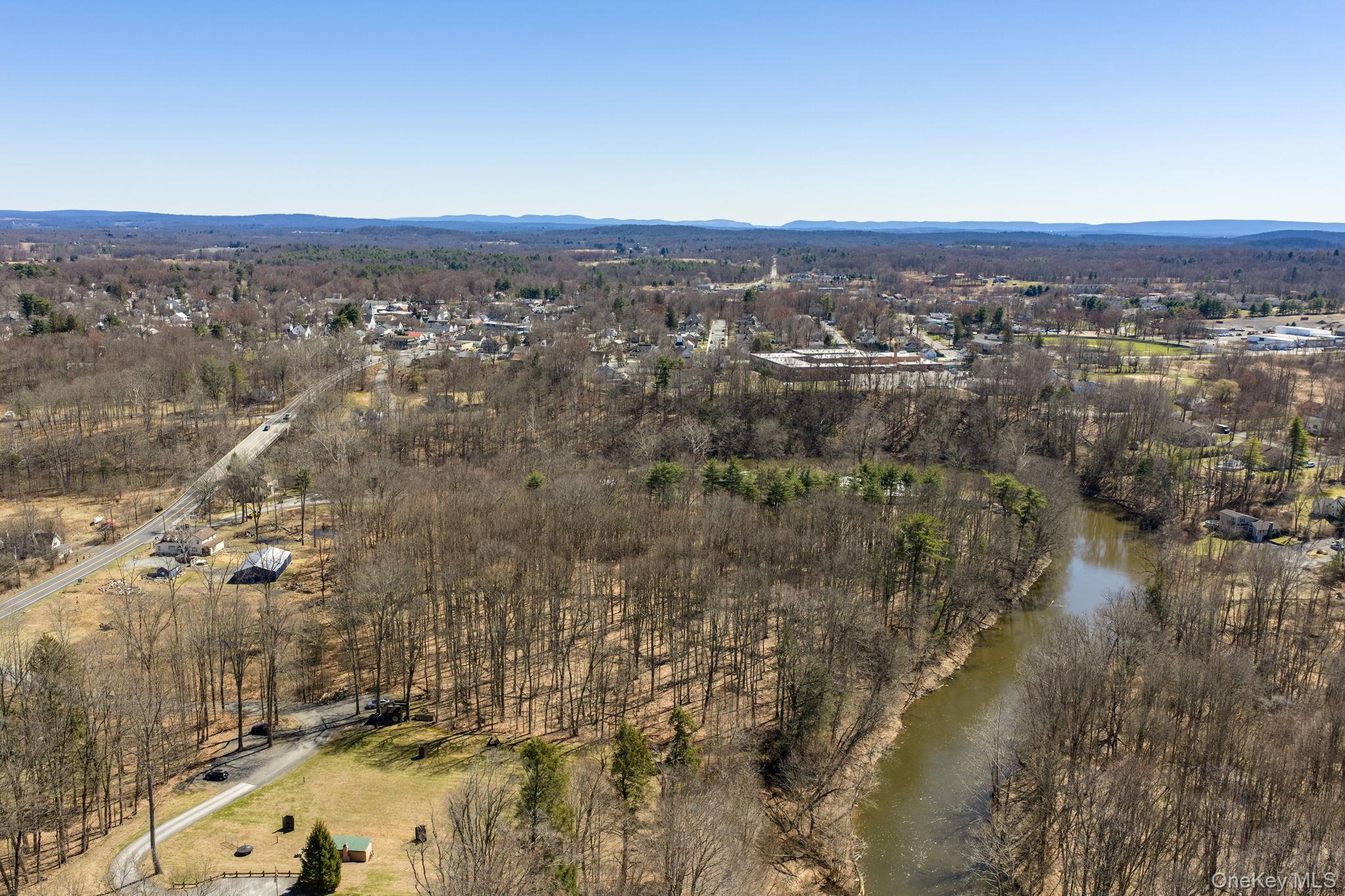 2823 State Route 52 Property Photo 10