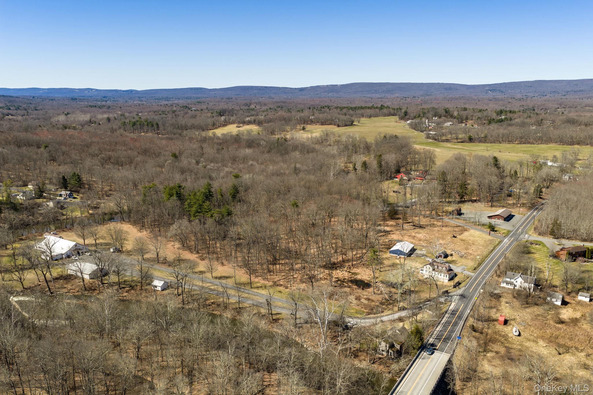 2823 State Route 52 Property Photo 11