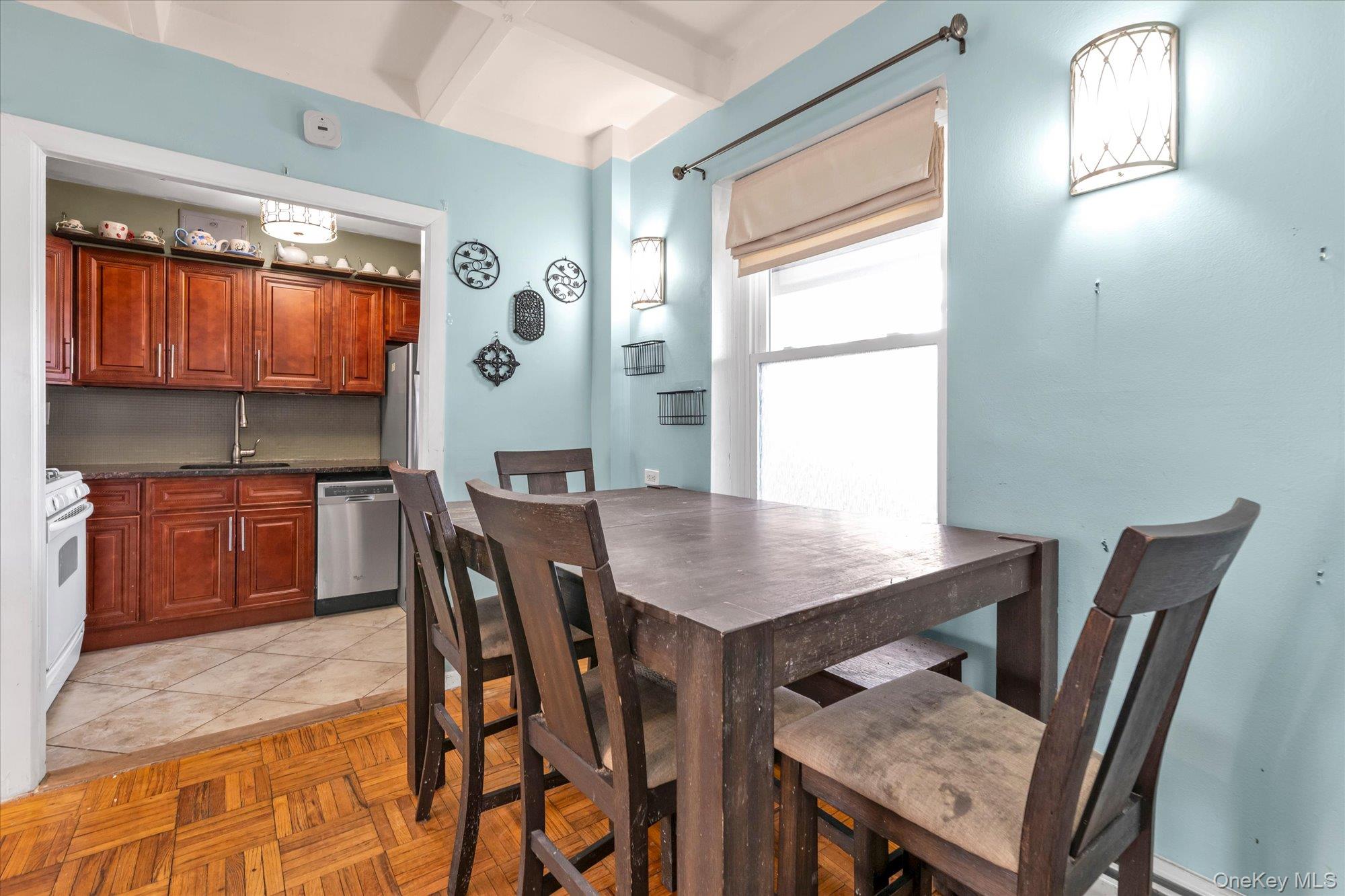14908 Union Turnpike 19c Property Photo 6