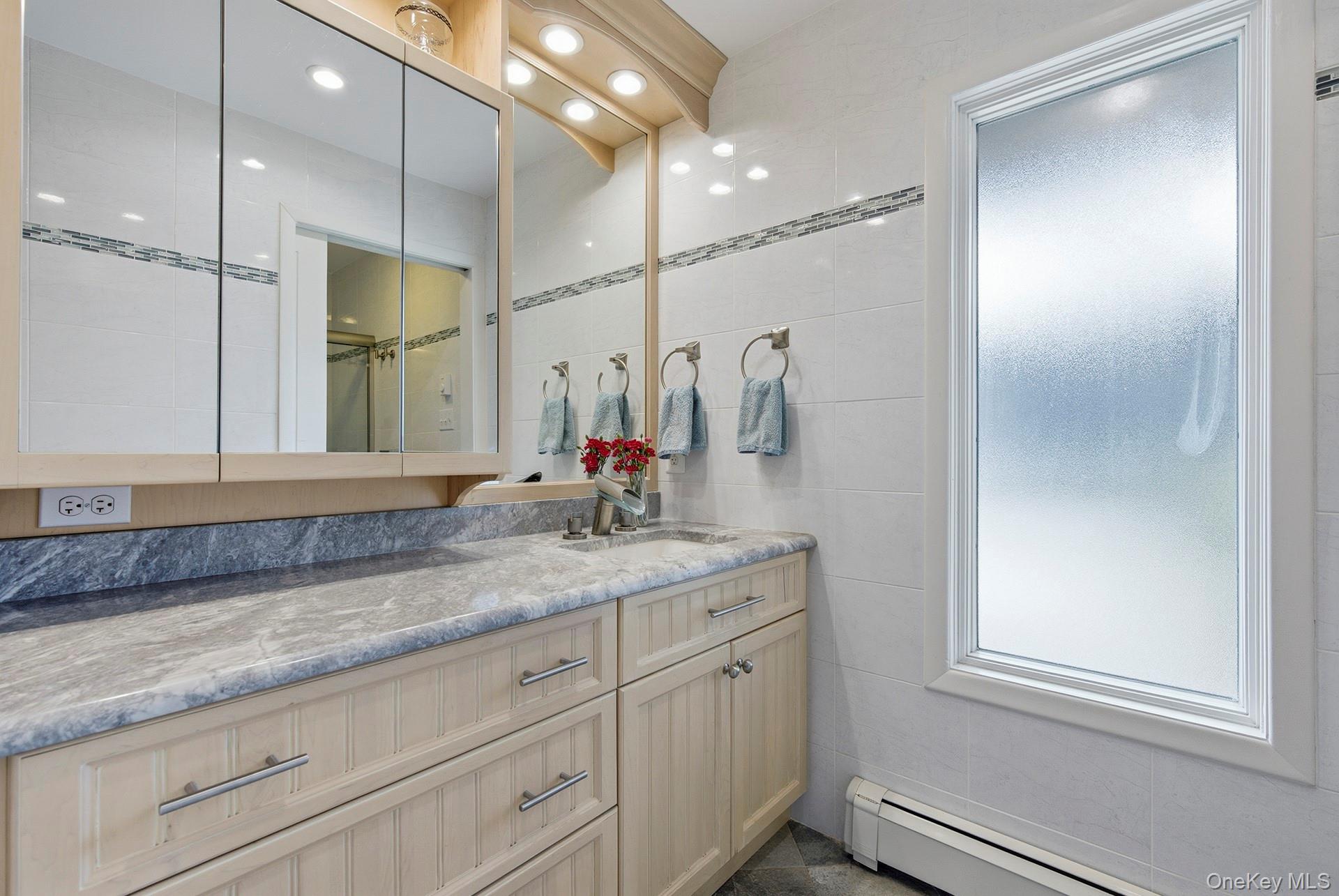 13 Winthrop Road 24 Property Photo 5