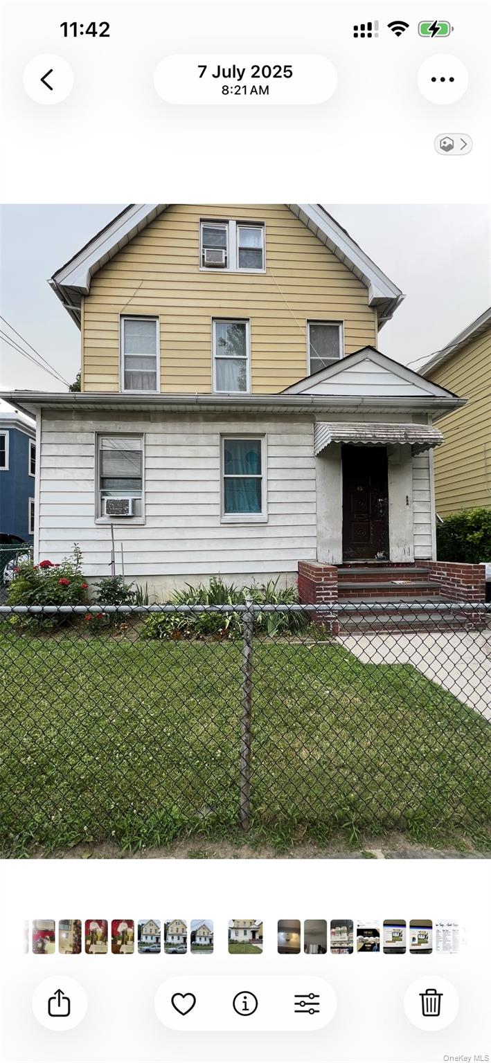 976325 Property Photo 1