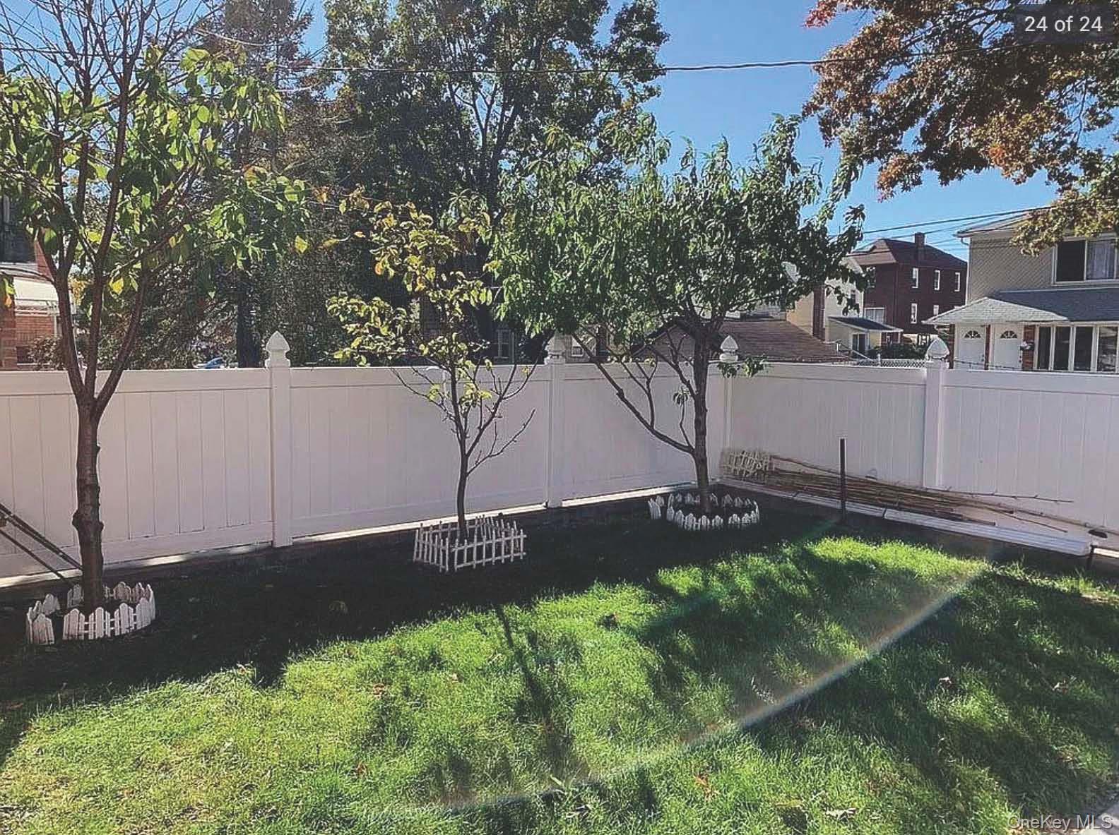 12304 6th Avenue Property Photo 24