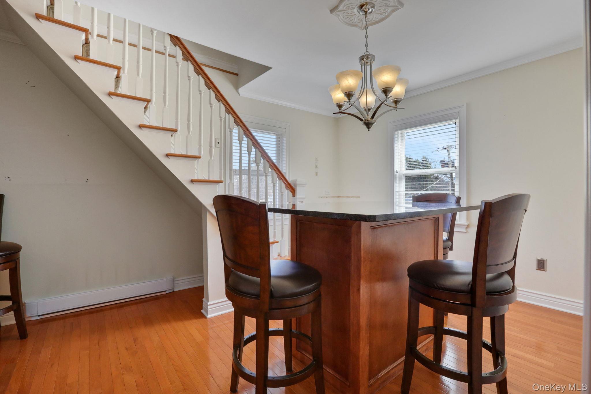 411 Albany Avenue Property Photo 17