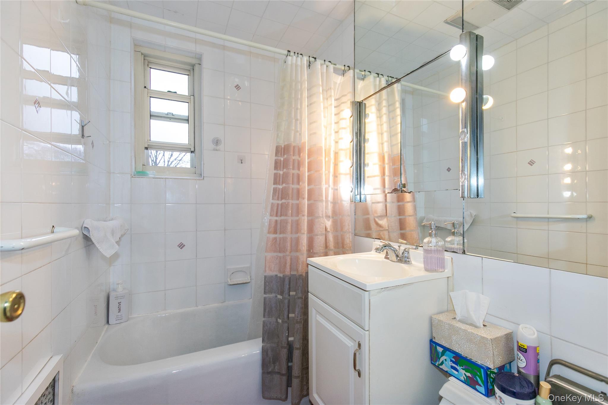 60-39 251st Street 2nd Fl Property Photo 18