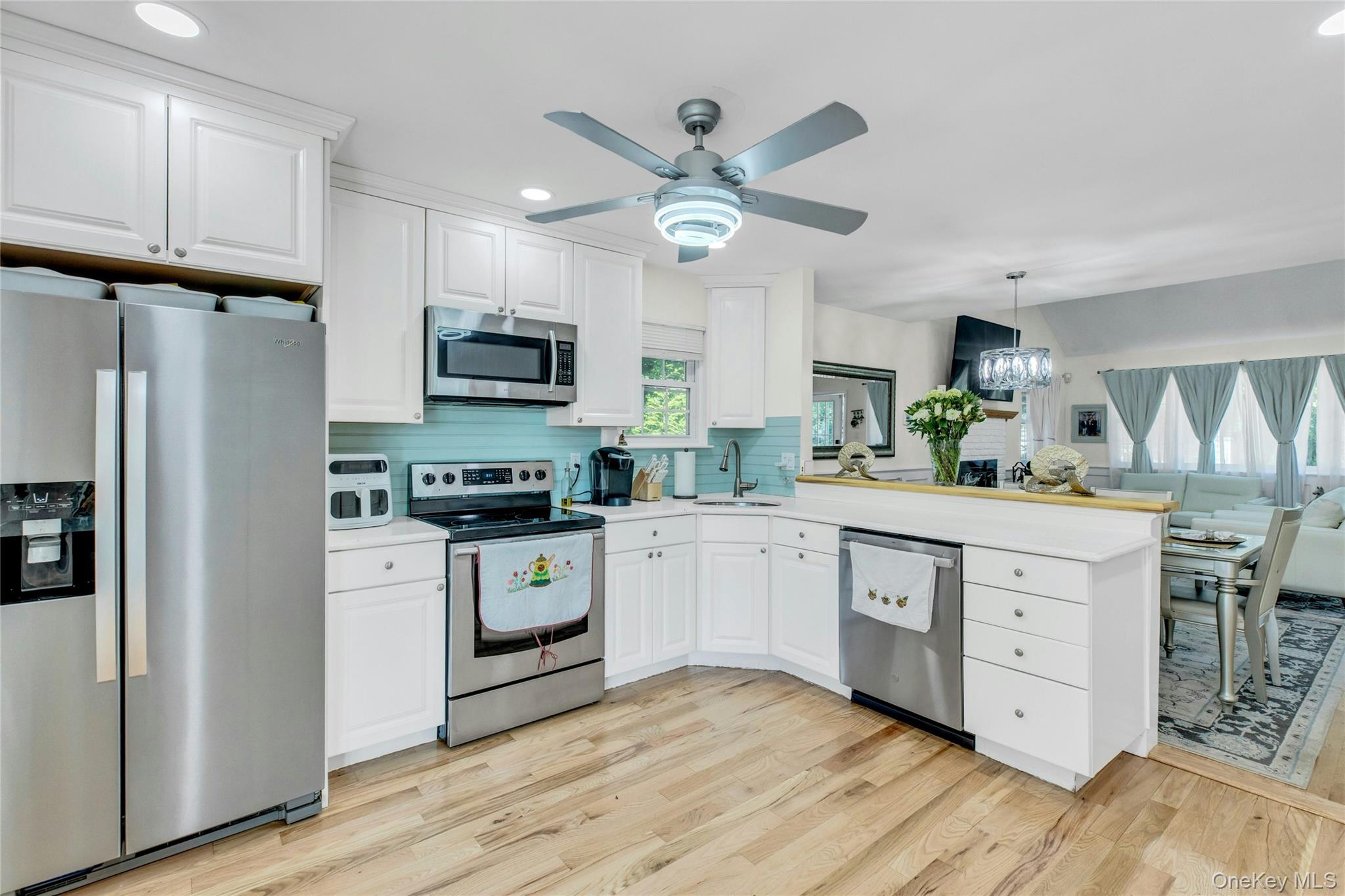 35 Grant Boulevard Property Photo 11
