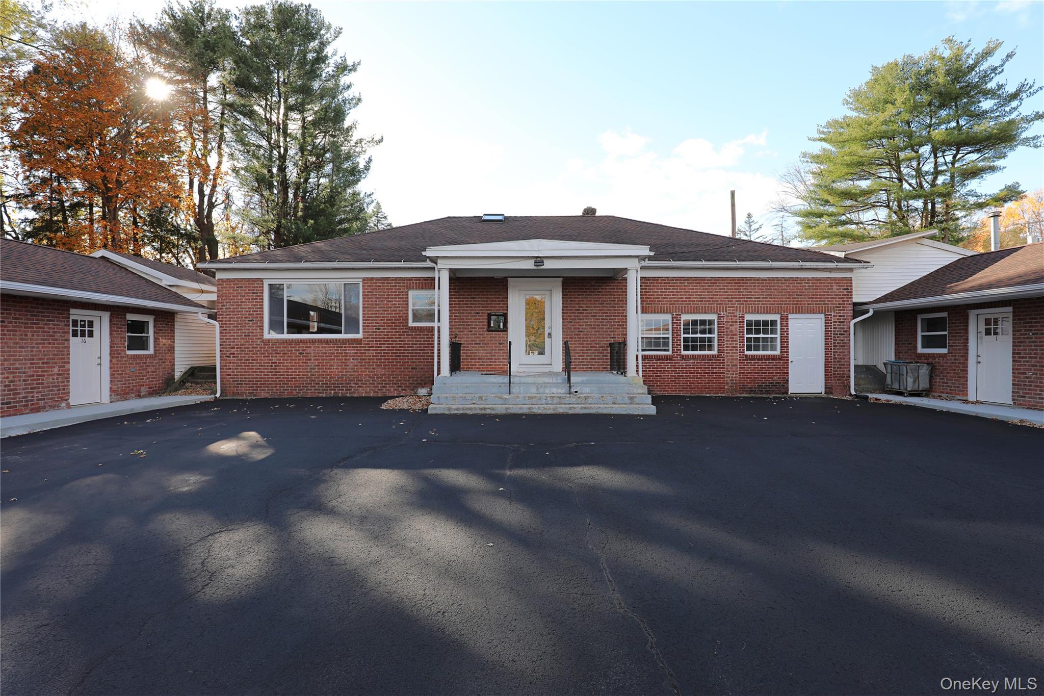 14311 9w Property Photo 1
