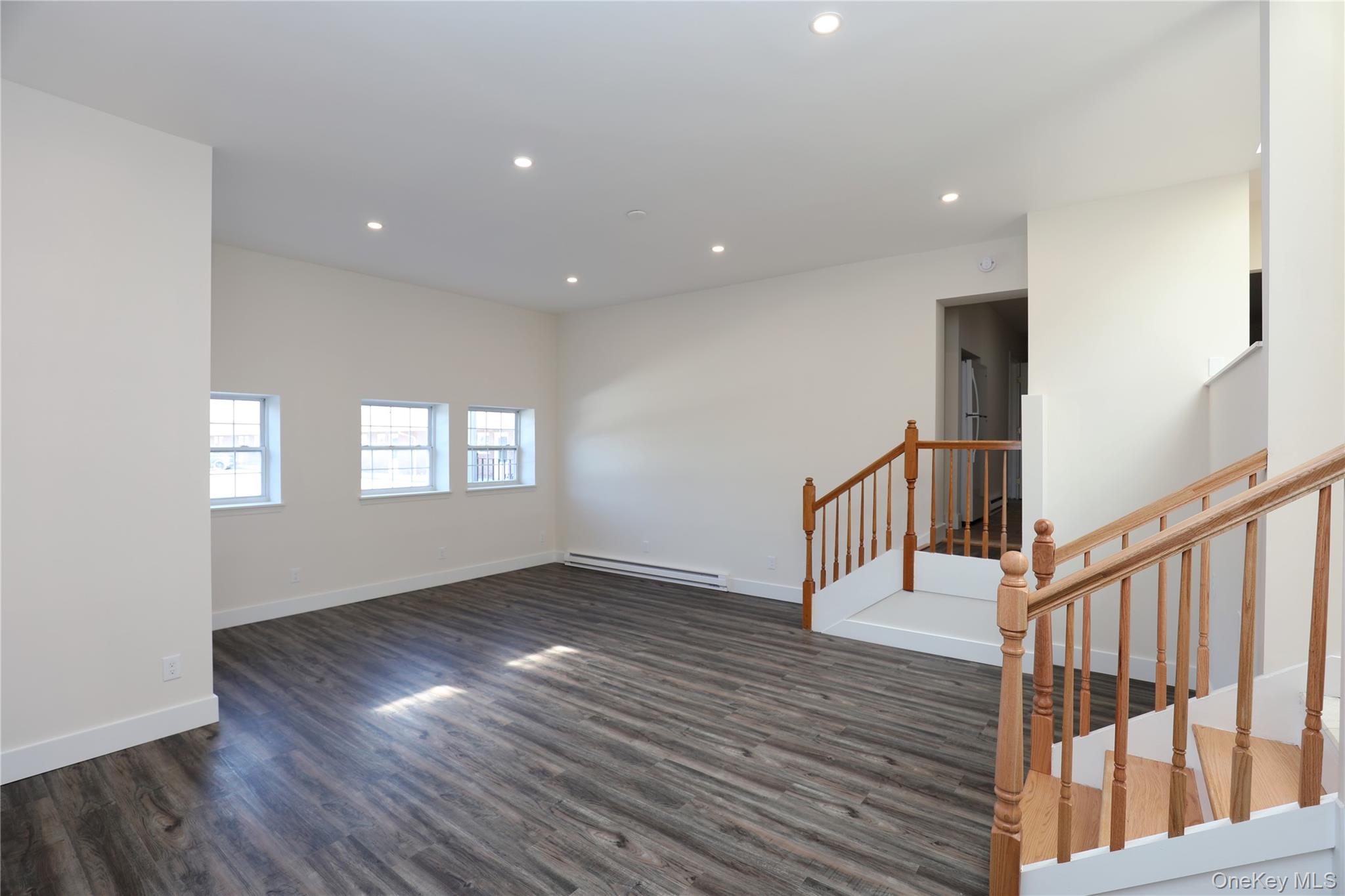 14311 9w Property Photo 12