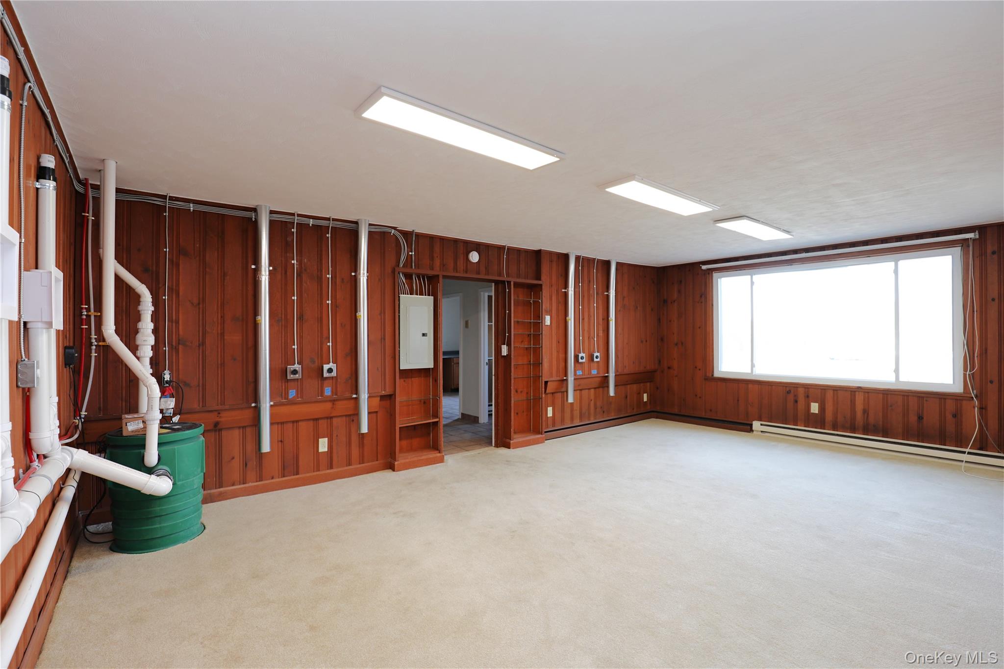 14311 9w Property Photo 13