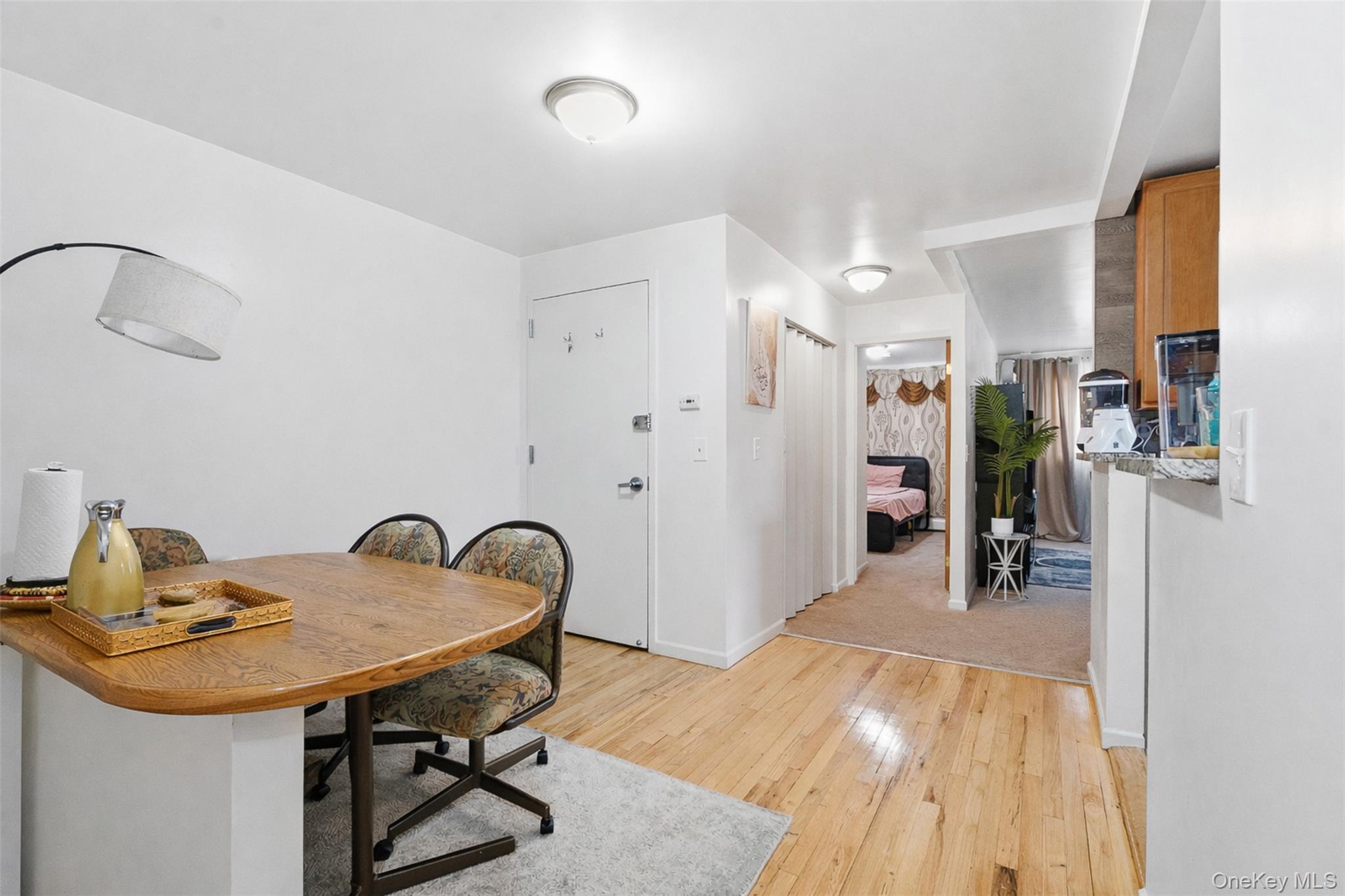 1677 Unionport Road Property Photo 13