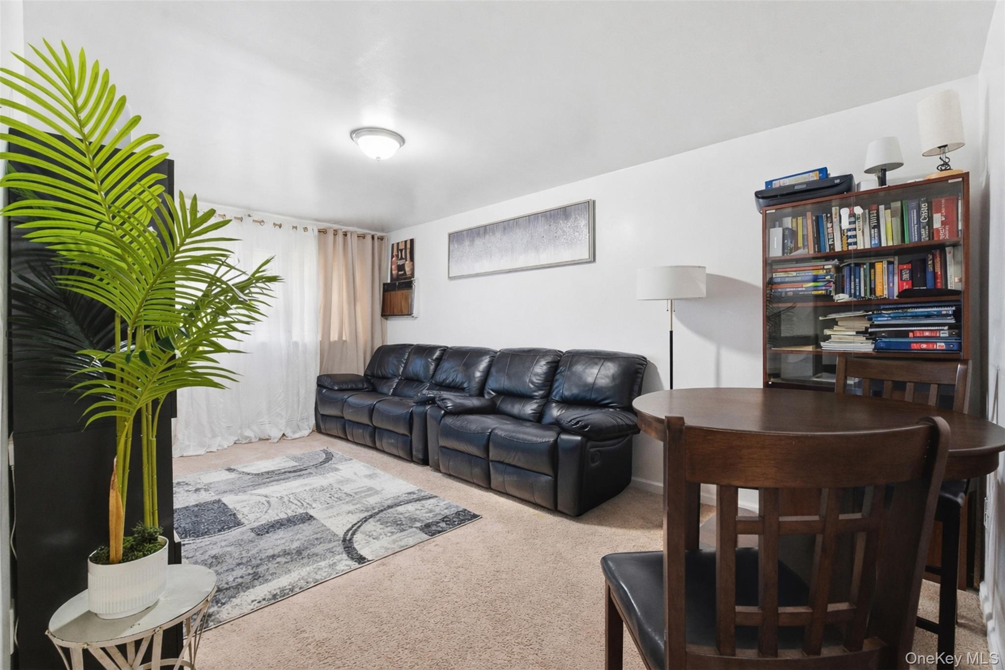 1677 Unionport Road Property Photo 17