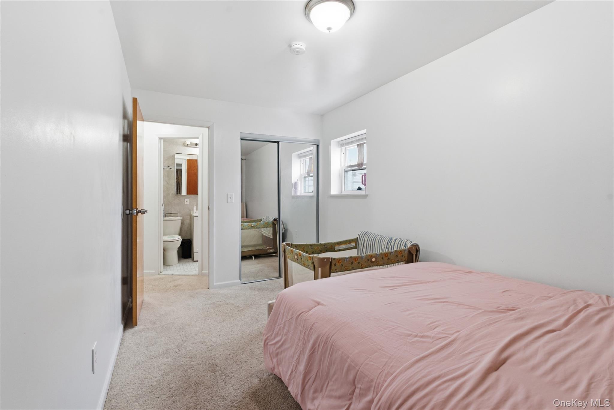 1677 Unionport Road Property Photo 25