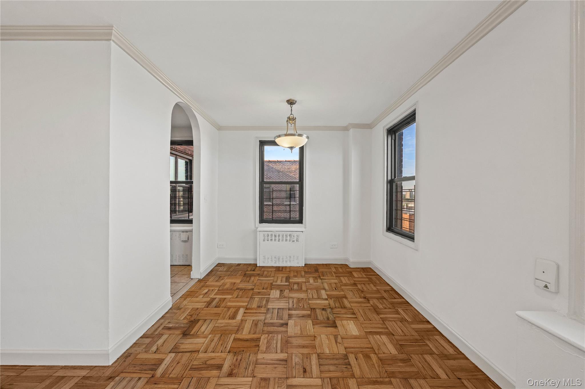 2835 Webb Avenue 9e Property Photo 14