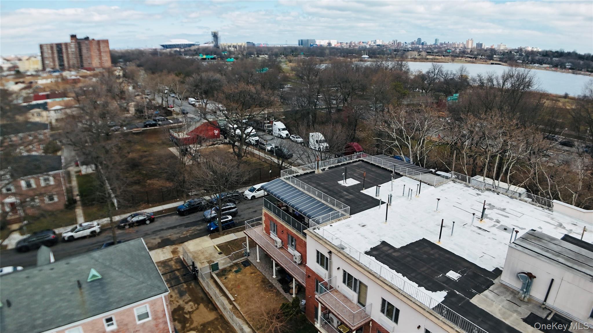 6434 Grand Central Parkway 3d Property Photo 18