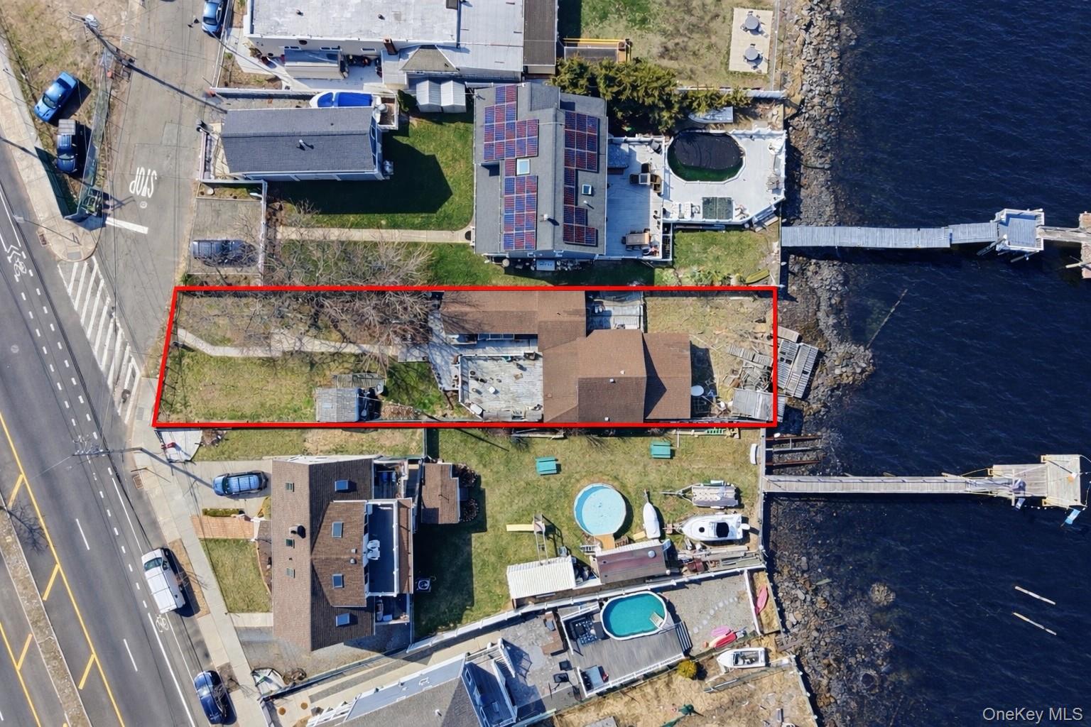 631 Cross Bay Boulevard Property Photo 1