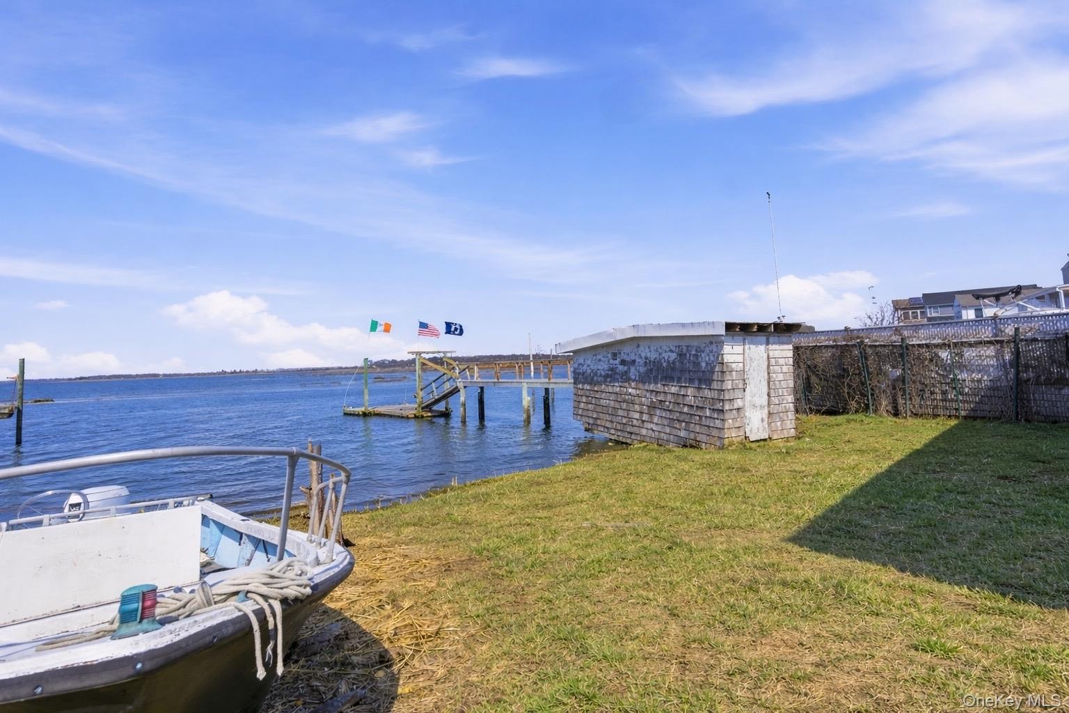 631 Cross Bay Boulevard Property Photo 7
